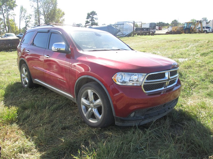 2011-dodge-durango-image-2