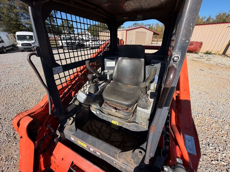 2019-kubota-svl75-2-image-11