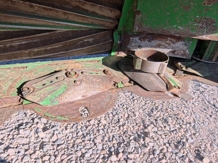 2019-john-deere-956-image-17