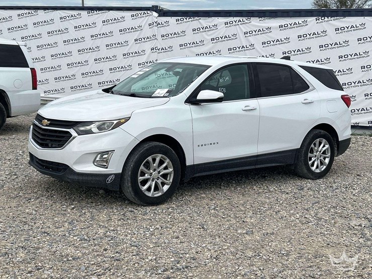 2018-chevrolet-equinox-lt-image-1