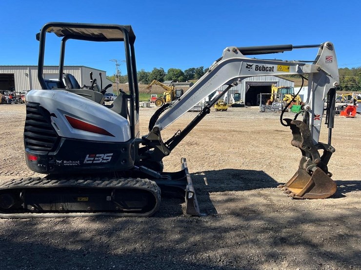 2020-bobcat-e35i-image-7
