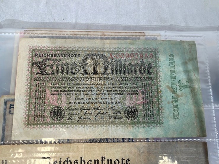 #40311-•-foreign-currency-bank-notes-image-111