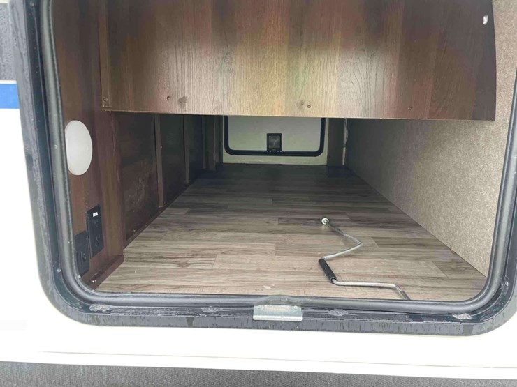 2018-33ft-jayco-white-hawk-30rls-t/a-travel-trailer-image-23