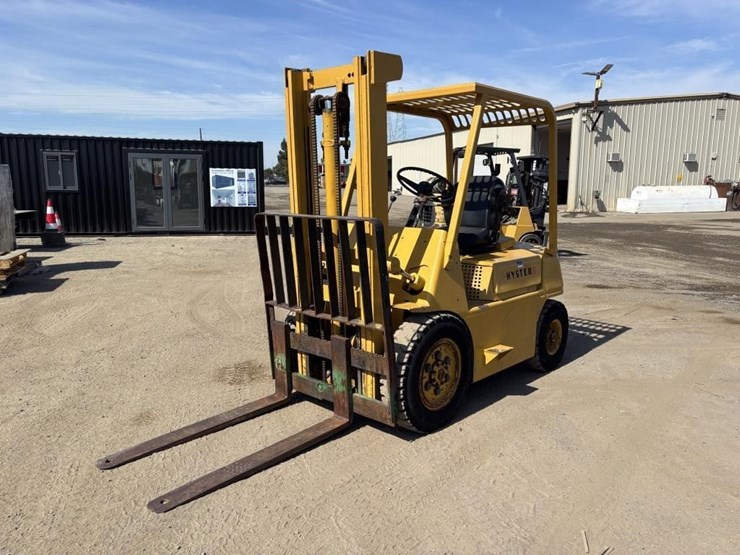 hyster-60-forklift-image-1