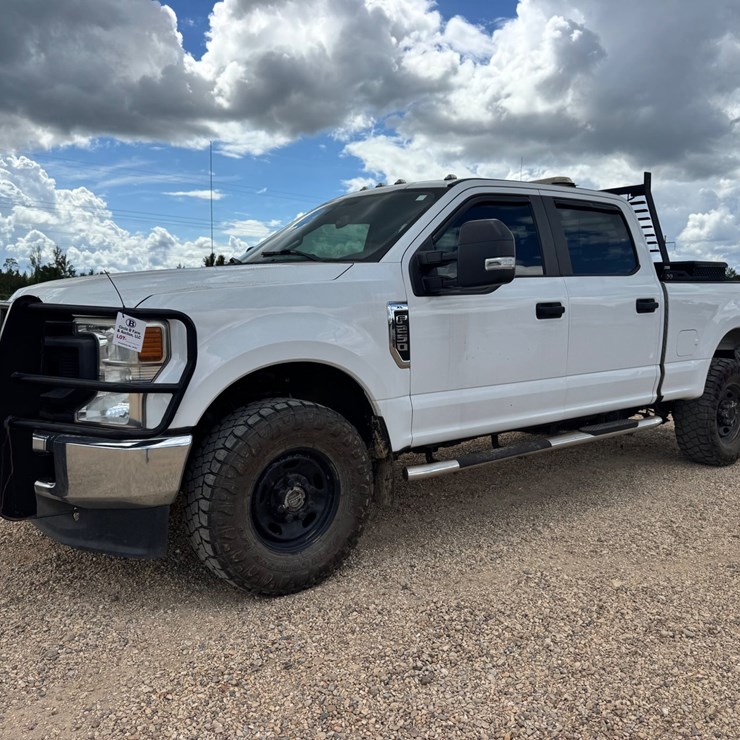 2022 FORD F250 XL