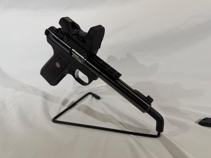 #30-•-ruger-22/45-mark-iii-pistol-image-10