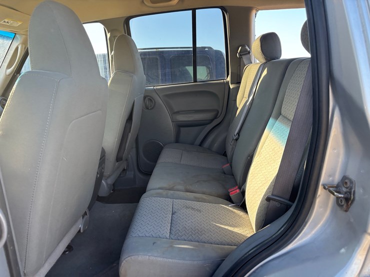 2005-jeep-liberty-image-26