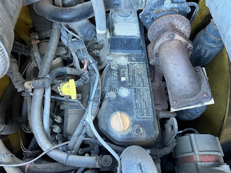 2013-yanmar-t210-image-6