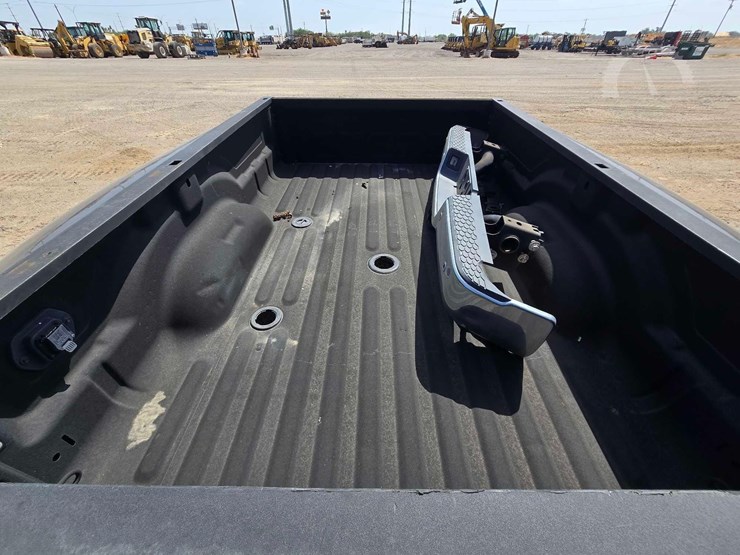 dodge-ram-dually-truck-bed.-image-5