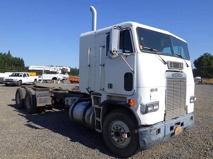 1991-freightliner-fla086-24'-t/a-cab-&-chassis-image-7