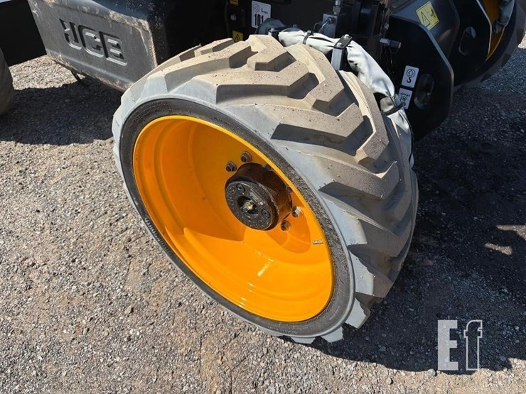 2025-jcb-a45e-image-37