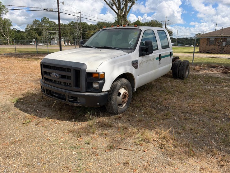2007-ford-f350-image-4