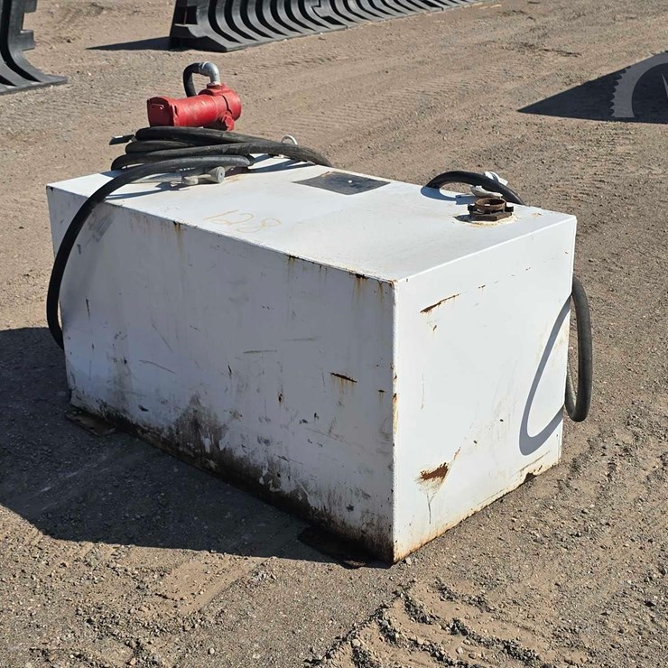 PORTABLE STEEL FUEL TRANSFER TANK