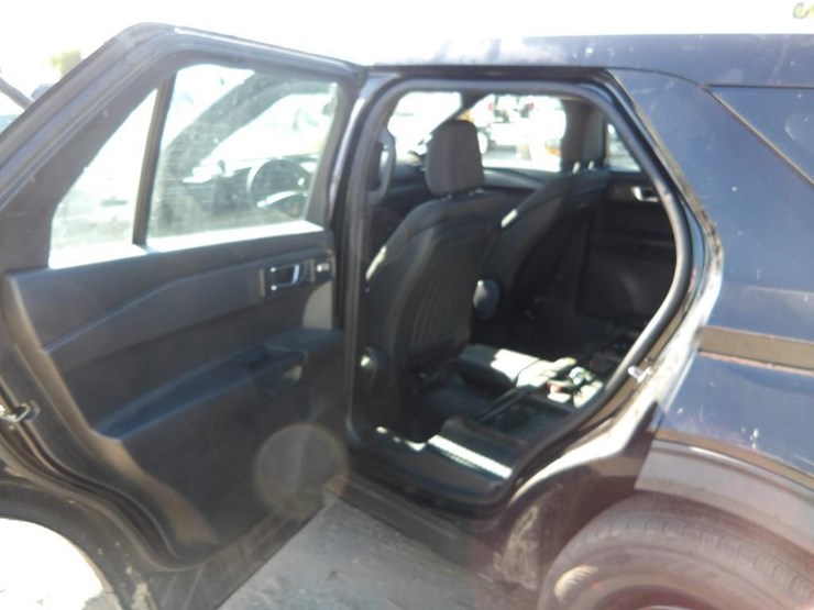 2020-ford-explorer-image-20