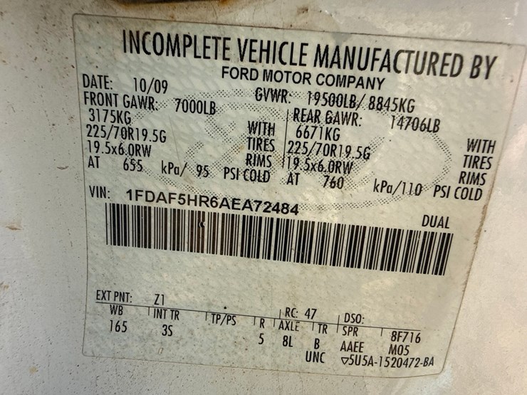 2010-ford-f550-xlt-image-26