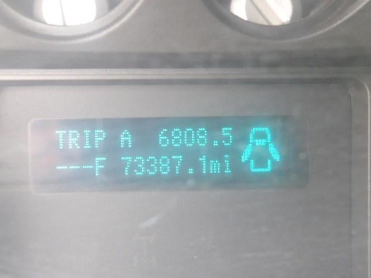 2011-ford-f550-image-23