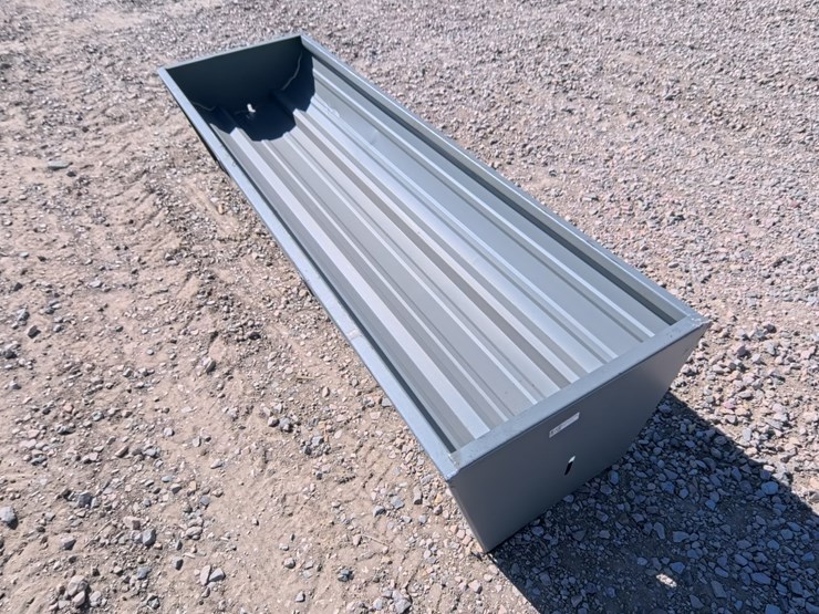 #3020-•-new-7.5ft-feed-bunk-image-1
