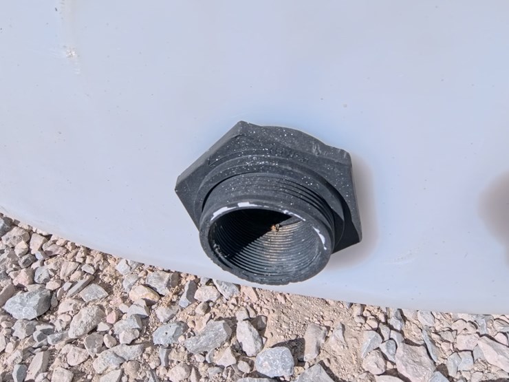 #2076-•-1500-gallon-poly-water-tank-image-5