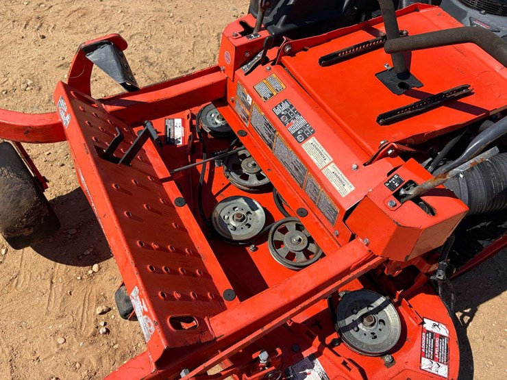 2019-kubota-z781kwi-54"-zero-turn-lawn-mower-image-8