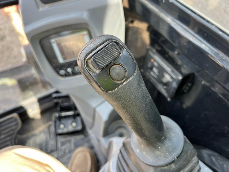 kubota-u35-image-21