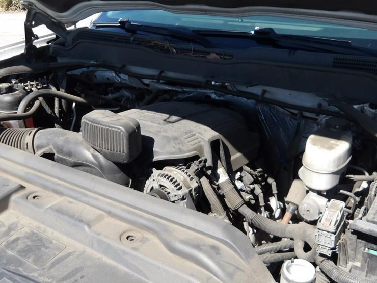 2015-chevrolet-2500hd-image-12