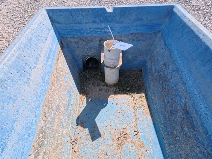 #2074-•-johnson-concrete-livestock-waterer-image-6