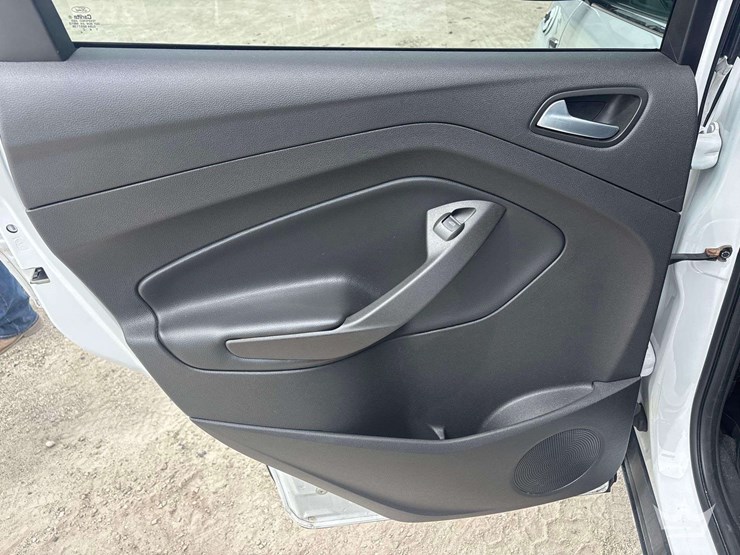 2018-ford-escape-image-19