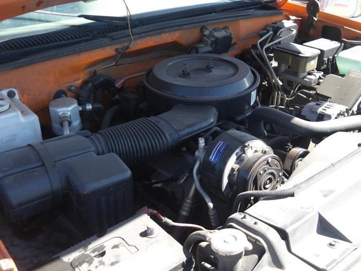 1995-gmc-sierra-3500-image-11