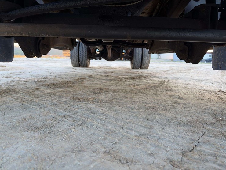 2007-ford-f550-image-25