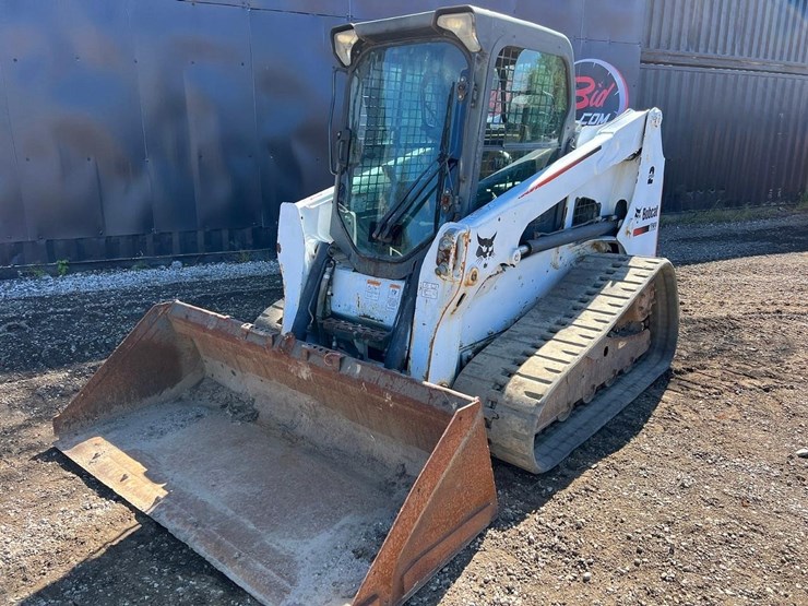 2012-bobcat-t630-image-2