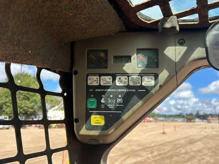 2005-bobcat-t190-image-14