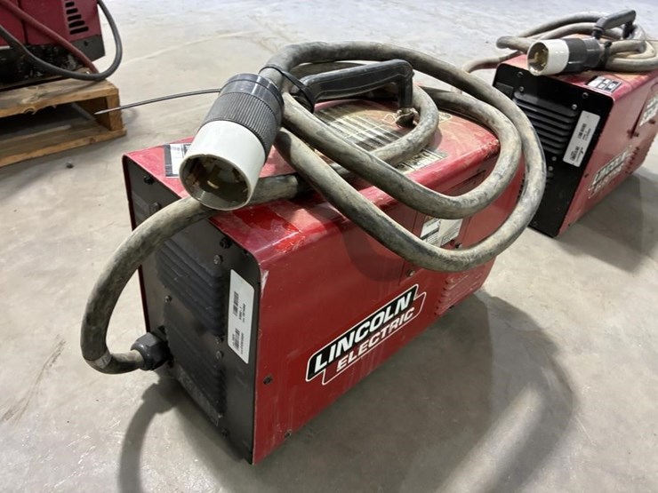 lincoln-electric-v276-inverter-welder-image-3
