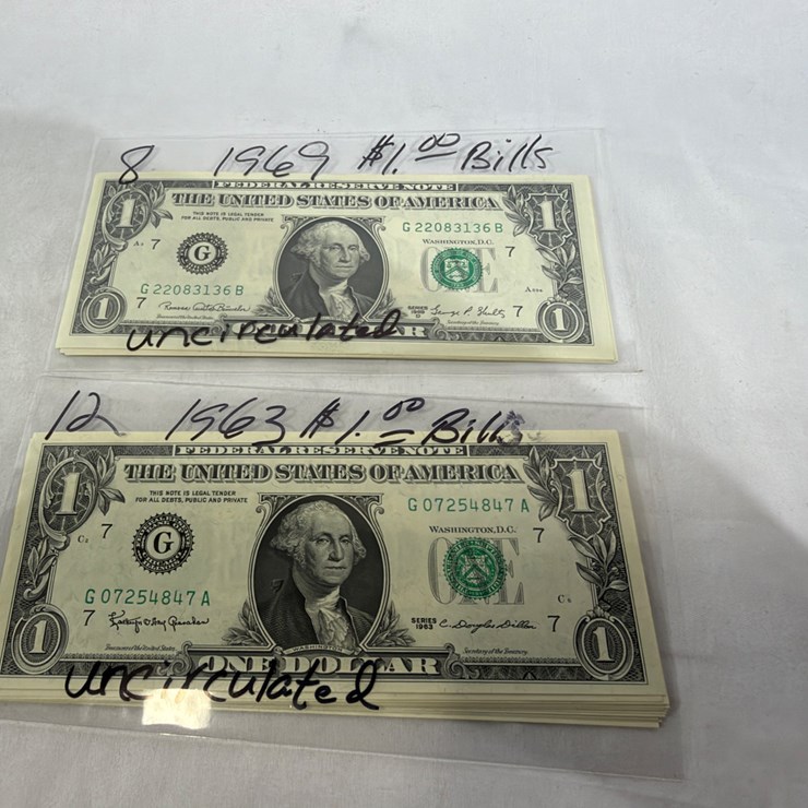 #40125 • (20) UNCIRCULATED DOLLAR BILLS
