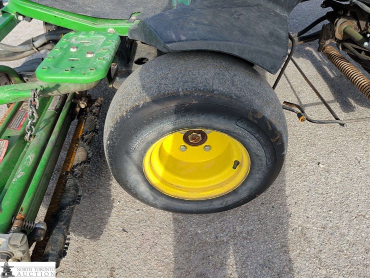 2015-john-deere-2500-image-33