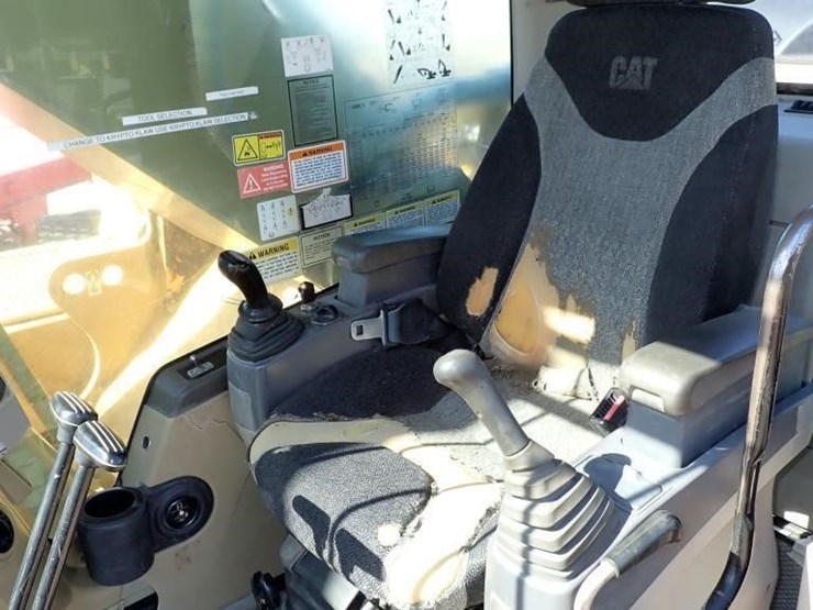 caterpillar-330c-image-23