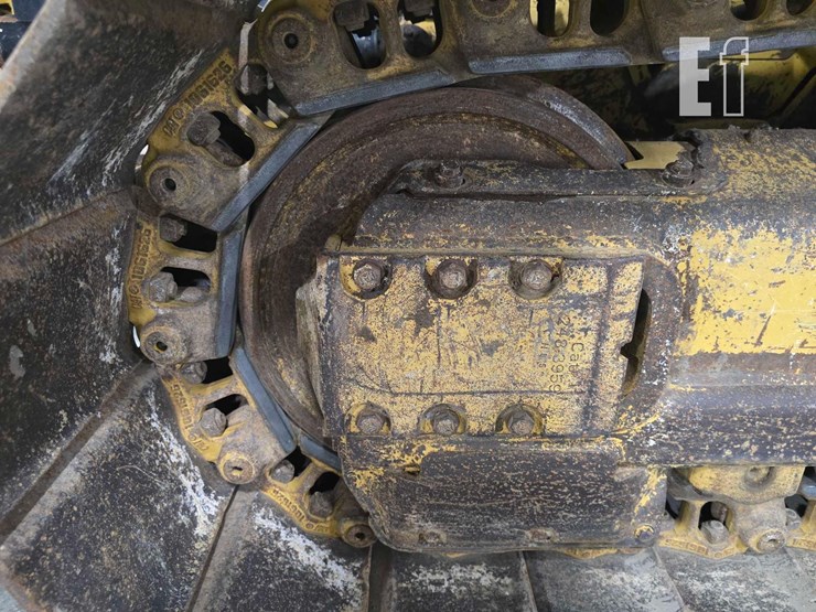 2019-caterpillar-d6k2-lgp-image-23