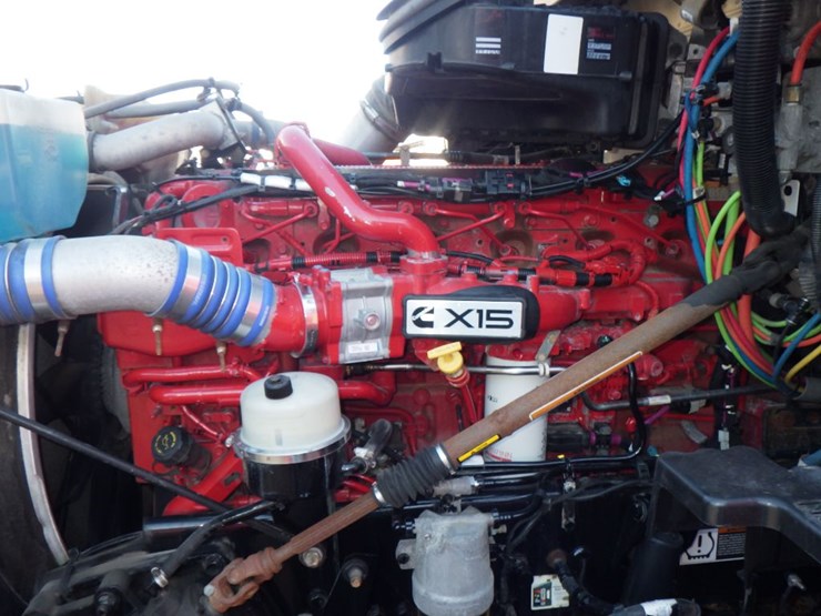 2021-kenworth-t680-image-19