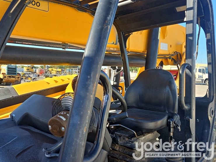 2019-jcb-510-56-image-18