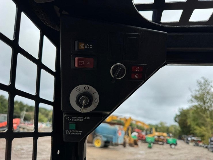 2021-bobcat-s70-image-18