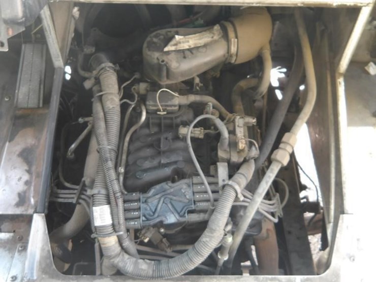 2002-workhorse-p42-image-13