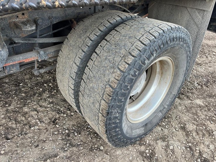 2004-ford-f350-image-11