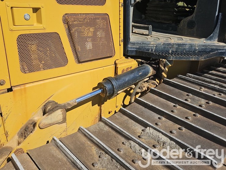2018-caterpillar-d5k-image-11