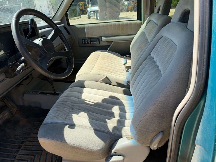 1994-chevrolet-k1500-image-10