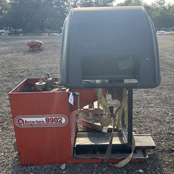 #58 • Accu - Turn 8902 Tire Balancer