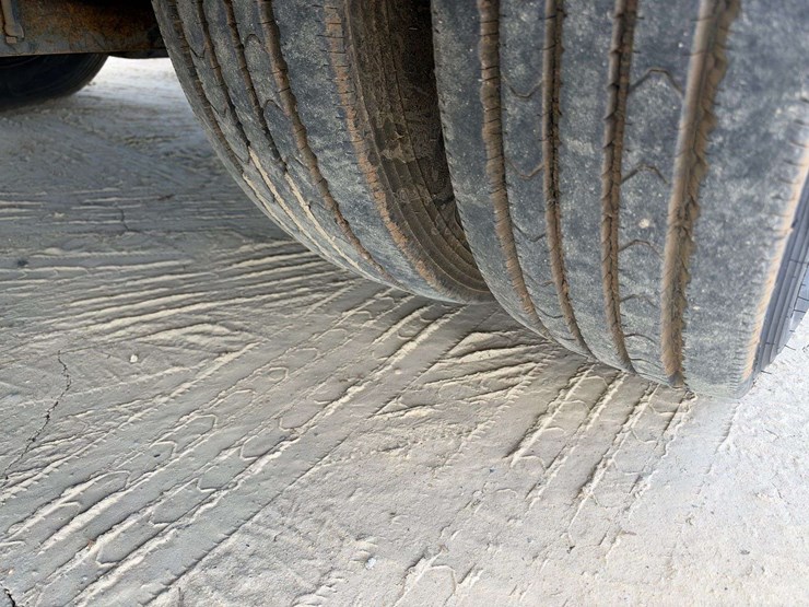 2008-ford-f550-image-25