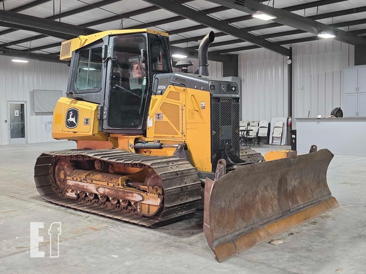 2020-deere-650k-image-2
