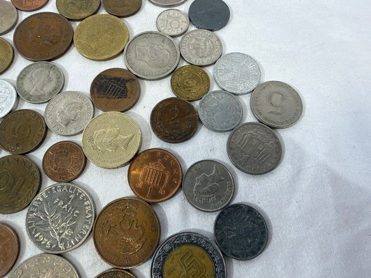 #40146-•-bag-of-foreign-coins-image-11