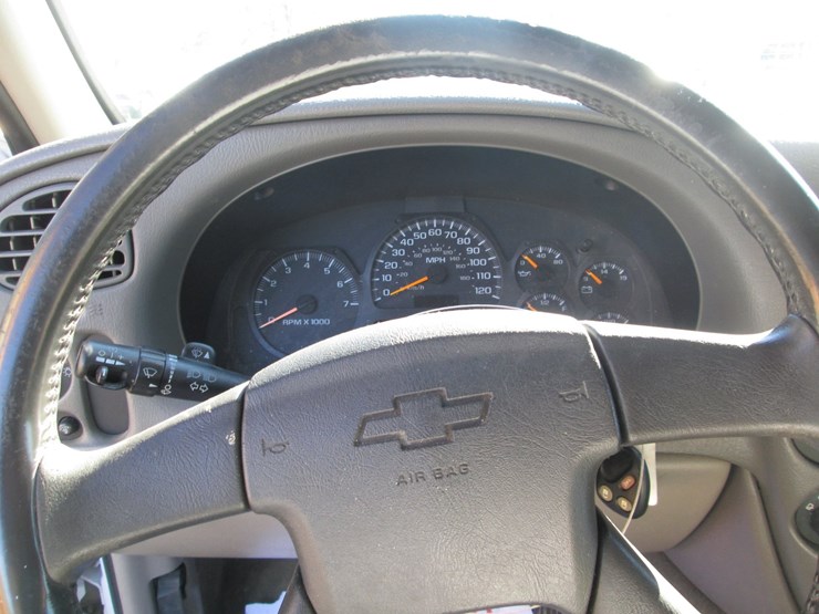2003-chevrolet-trailblazer-image-29