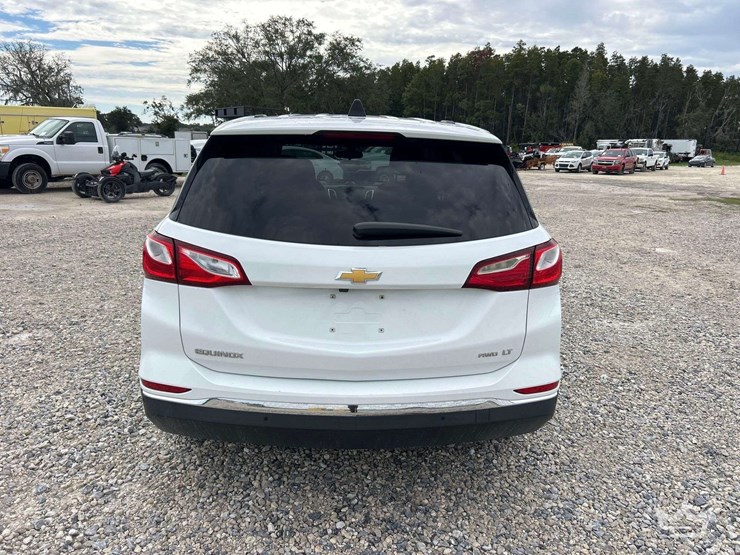 2018-chevrolet-equinox-lt-image-27