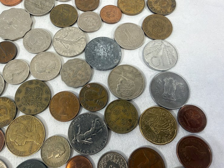 #40136-•-bag-of-misc-foreign-coins-image-11